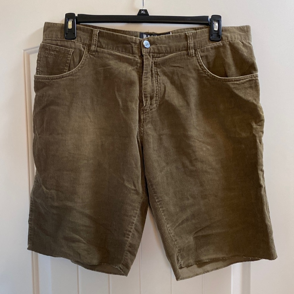 Vintage billabong corduroy size 36 men’s cut off shorts